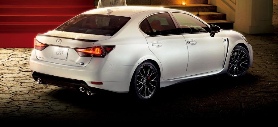  Lexus GS F 2015 года  (JP) (фото 14 из 22)